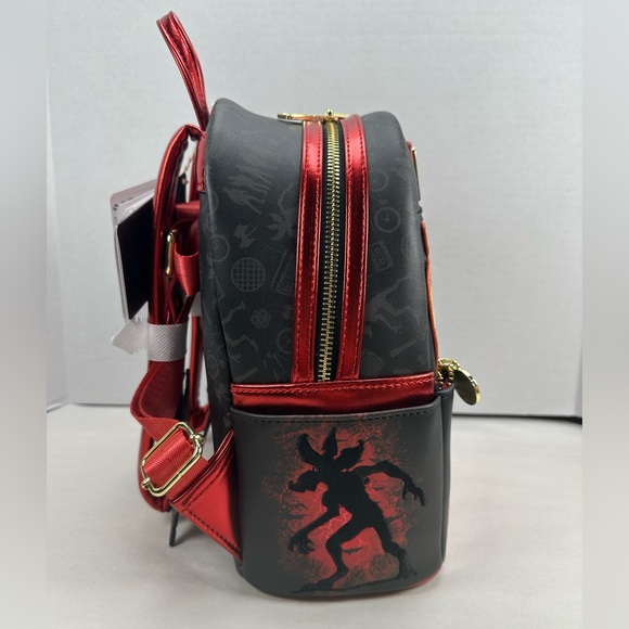 Loungefly Stranger Things Group Portrait Light-Up Mini Backpack & Wallet - Picture 12 of 16